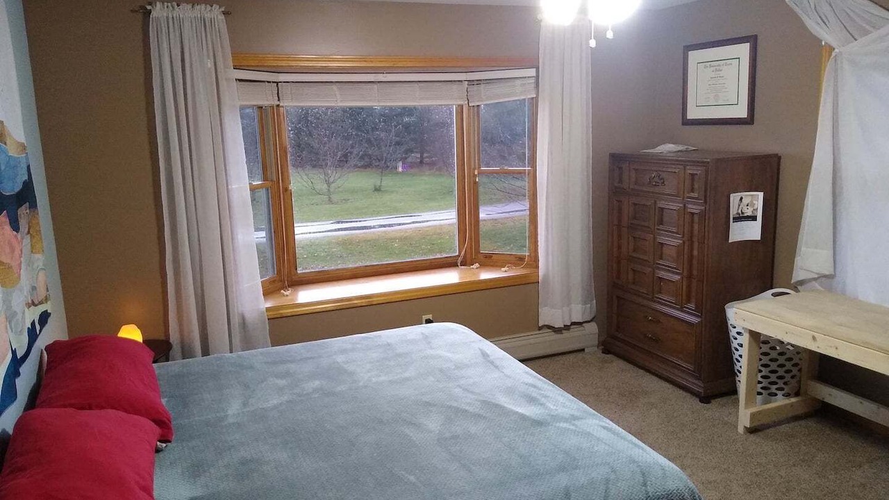 Photo of Bedroom in Waterbury Center