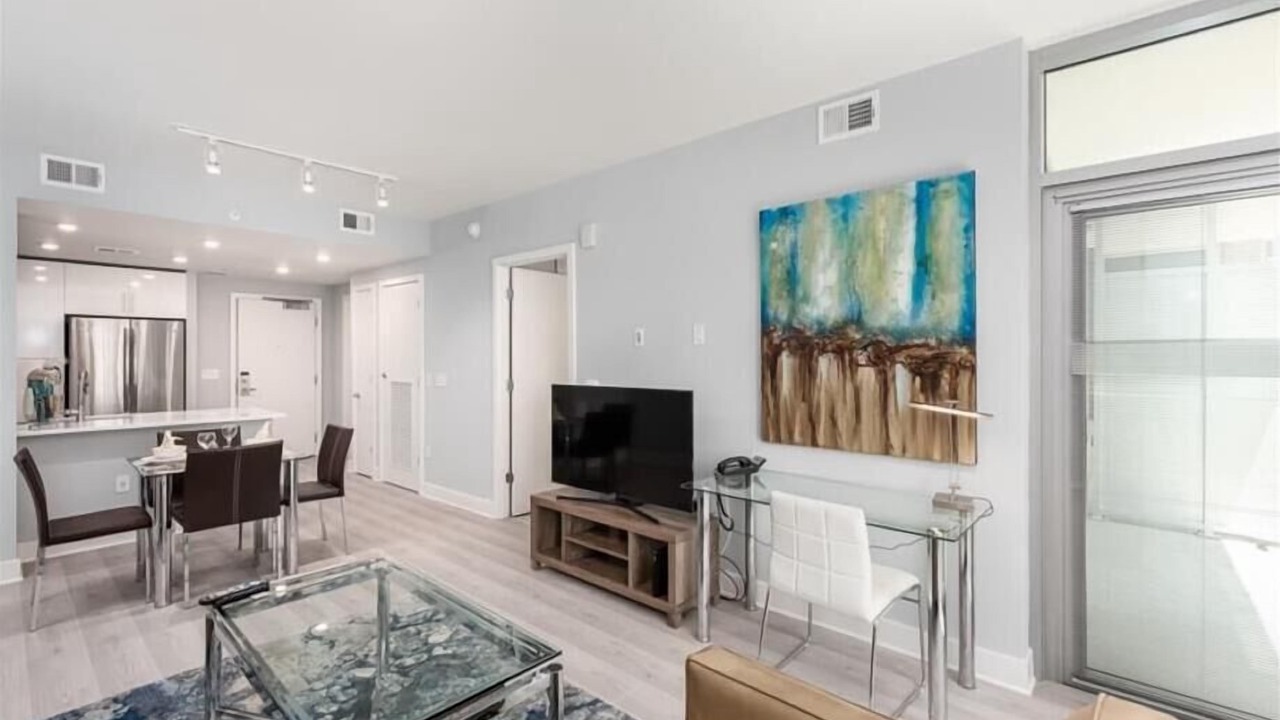 Photo of Bedroom in Woodmont Triangle