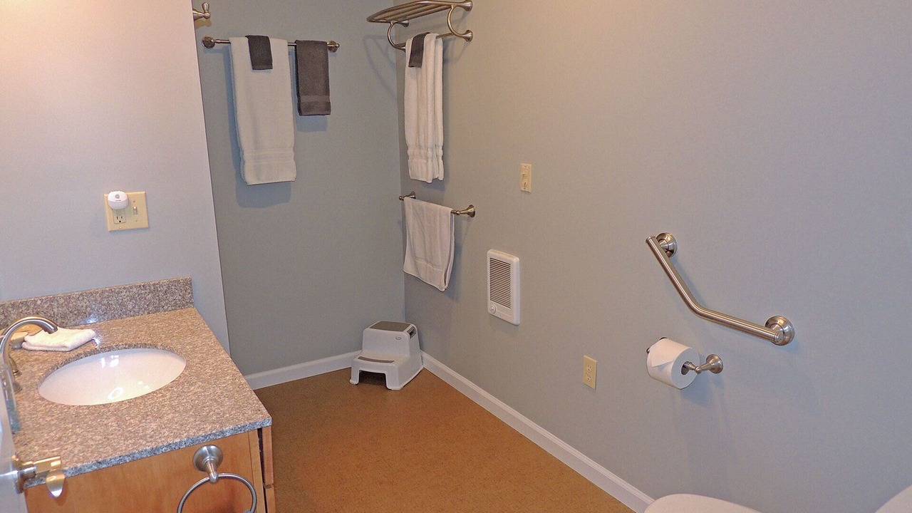 Photo of Bathroom in Clayton