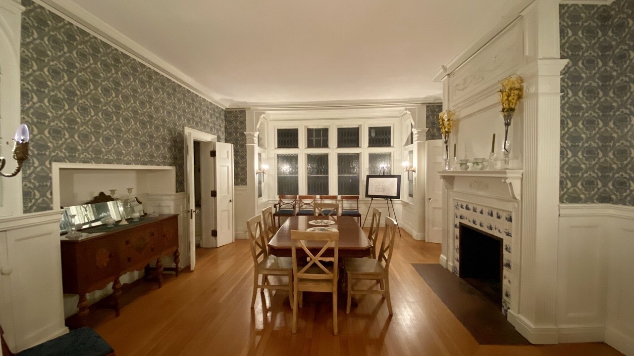 Photo of Livingroom in Oswego