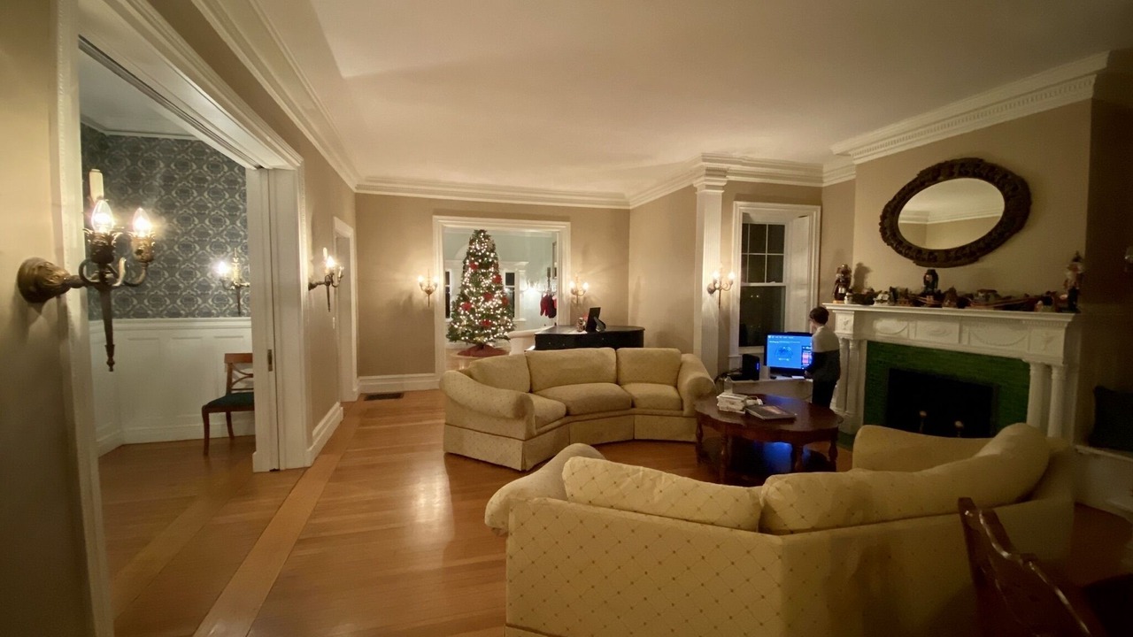 Photo of Livingroom in Oswego
