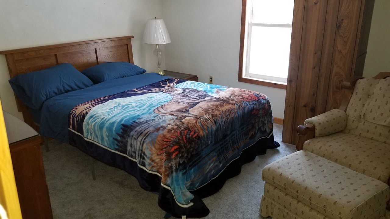 Photo of Bedroom in Winter