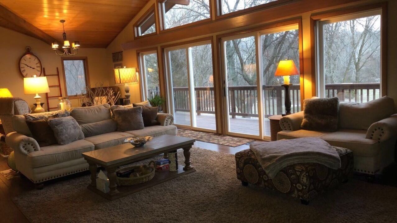 Photo of Livingroom in Random Lake