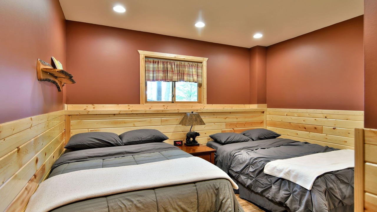 Photo of Bedroom in Spooner