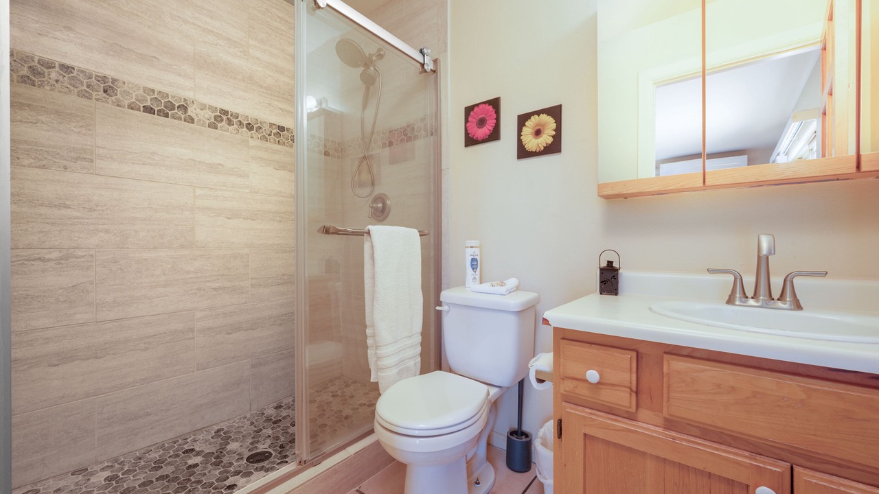 Photo of Bathroom in Eldorado at Santa Fe
