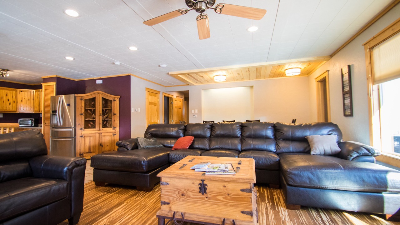 Photo of Bedroom in Red River