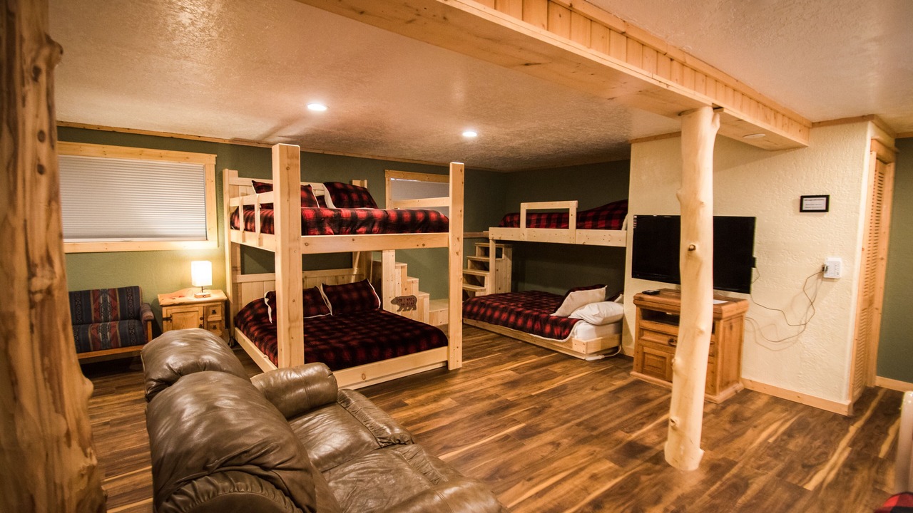 Photo of Bedroom in Red River