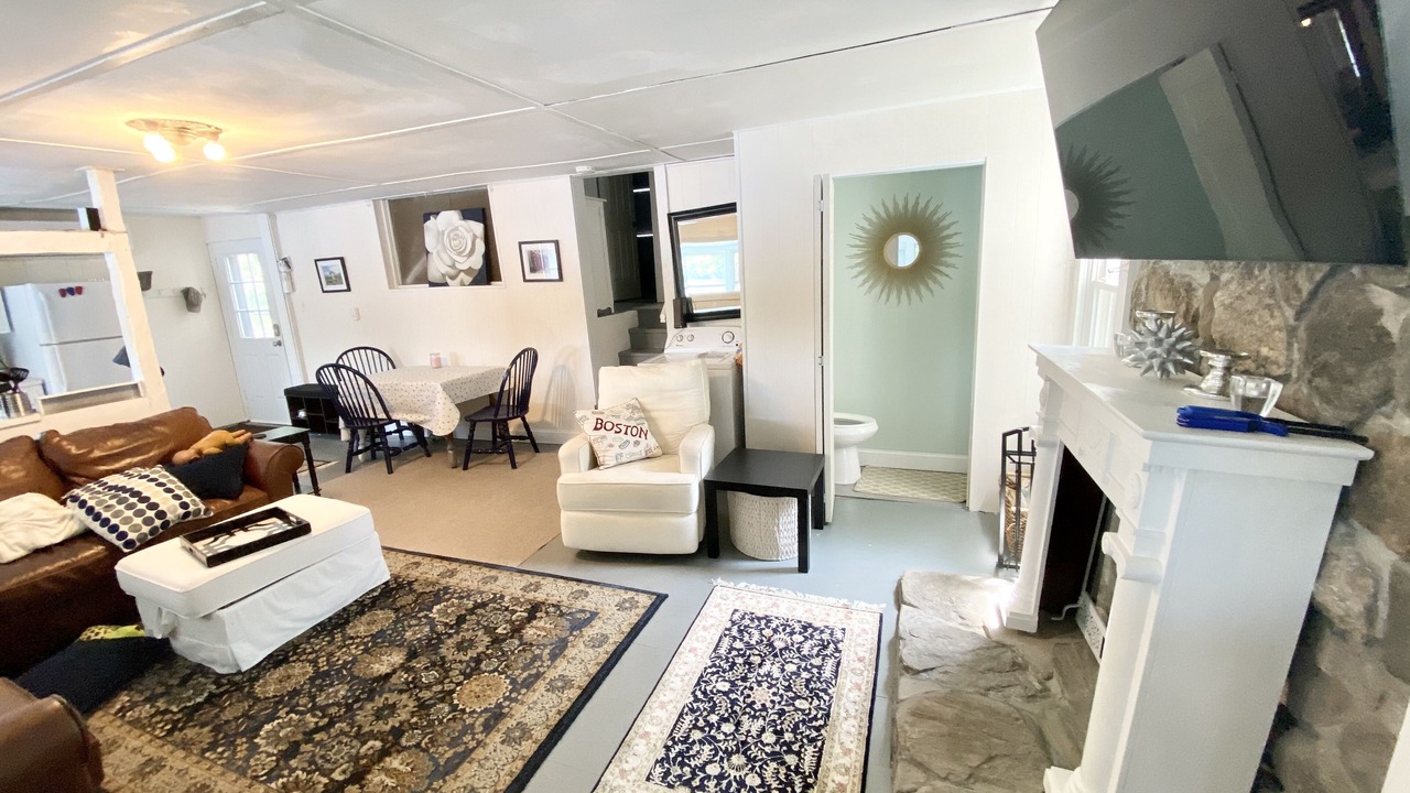 Photo of Livingroom in Dudley