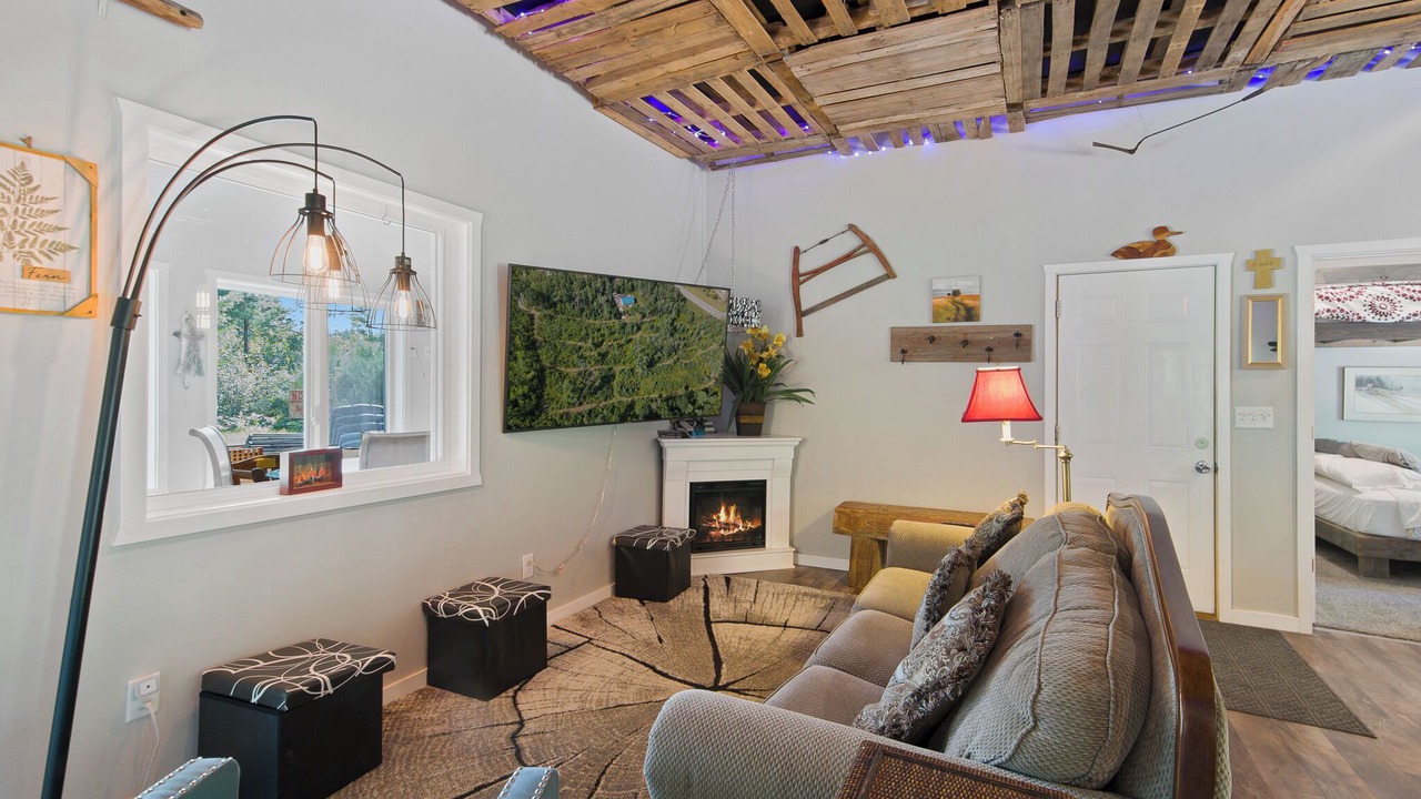 Photo of Livingroom in Mountain
