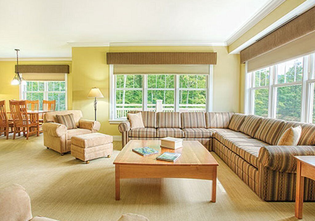 Photo of Livingroom in Jeffersonville