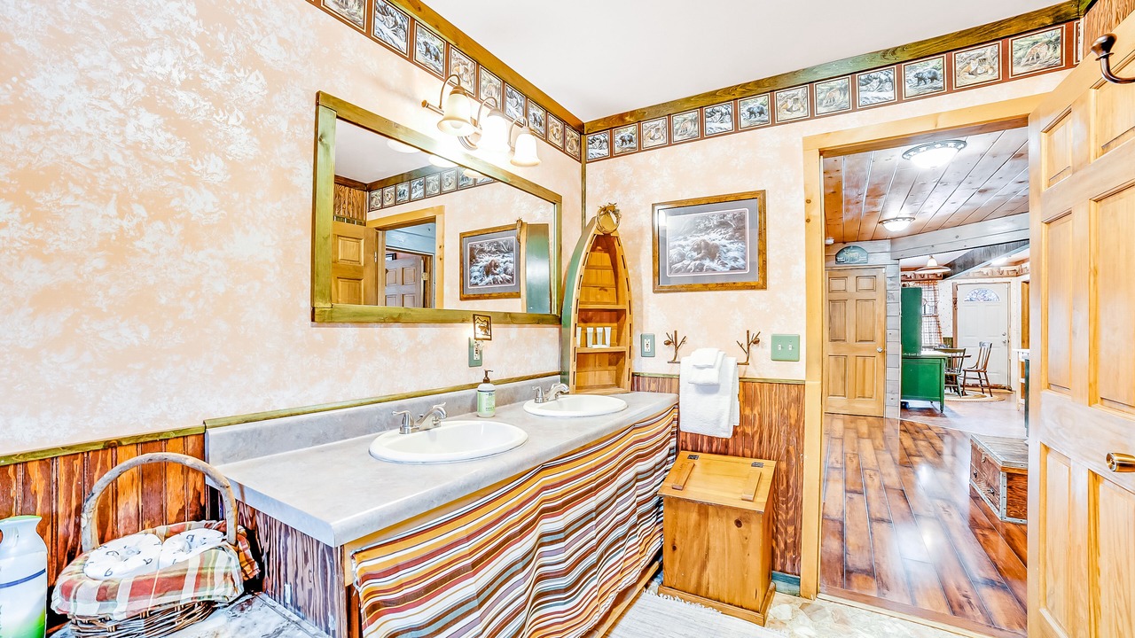 Photo of Bathroom in Indian Lake