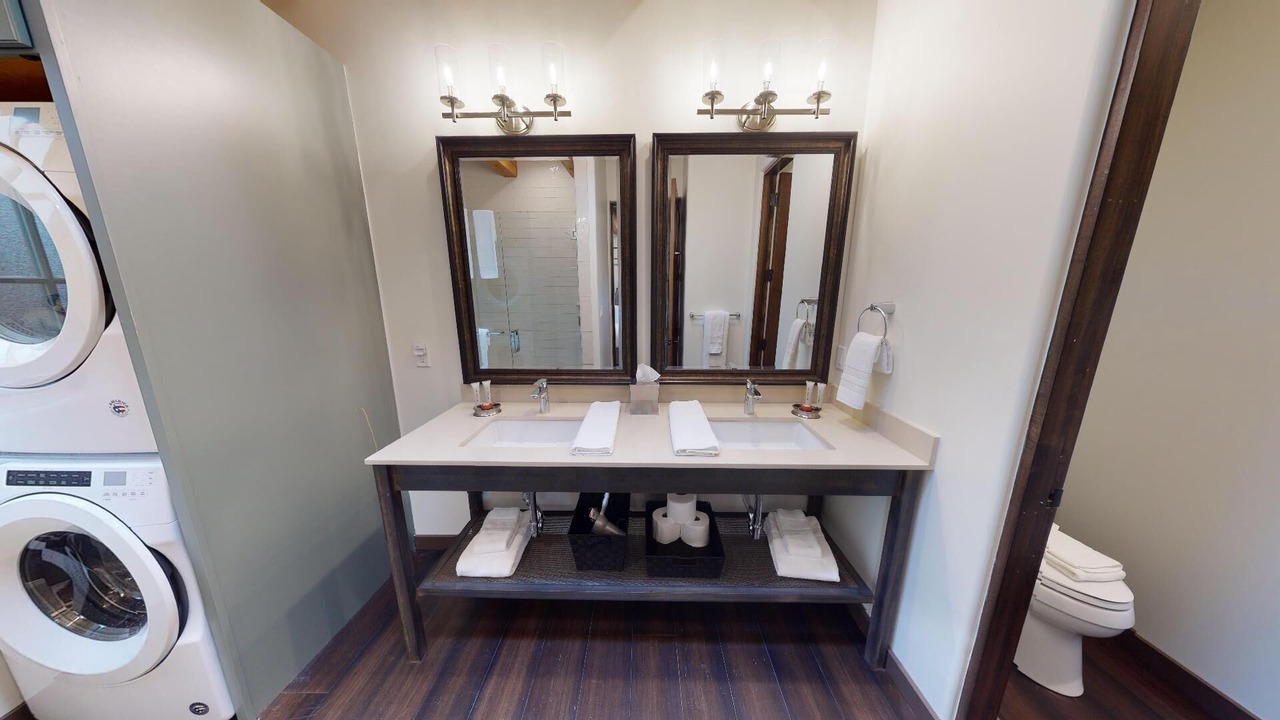 Photo of Bathroom in Historic Eastside