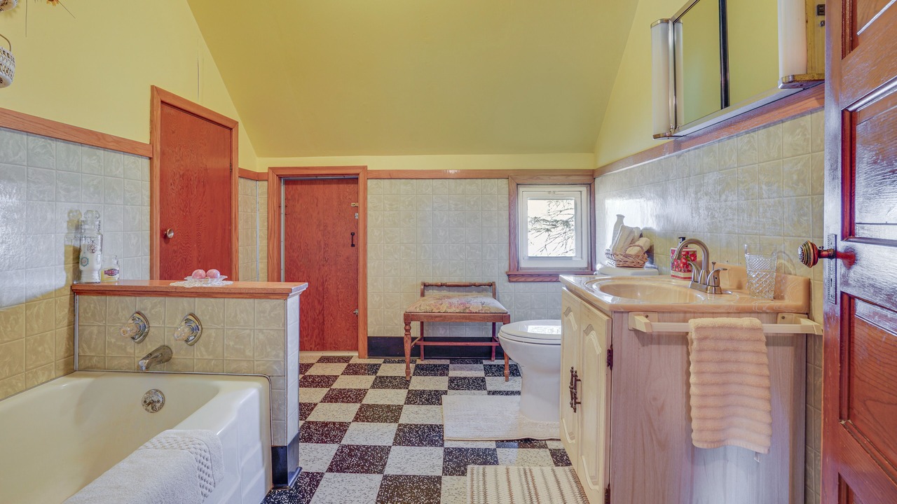 Photo of Bathroom in Polk County