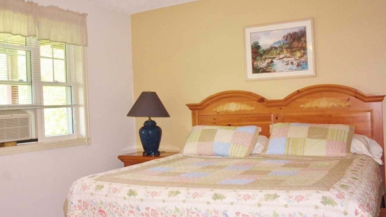 Photo of Bedroom in North Conway