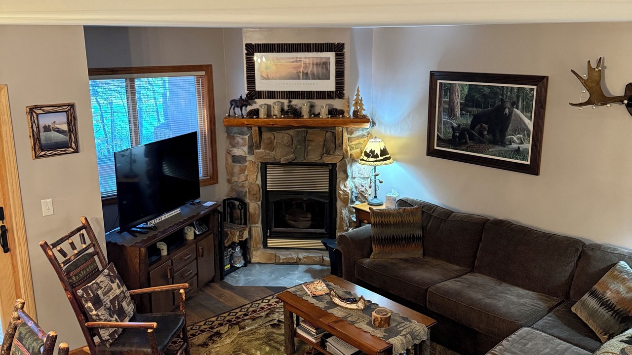 Photo of Bedroom in Inlet