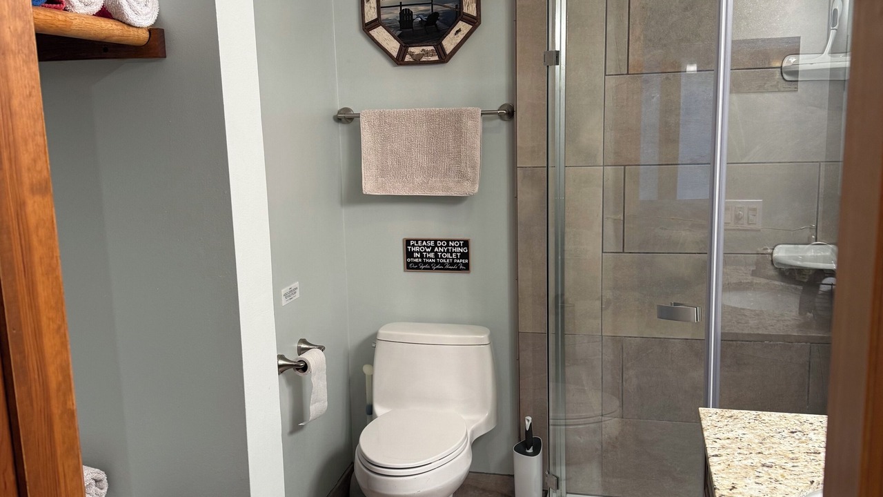 Photo of Bathroom in Inlet