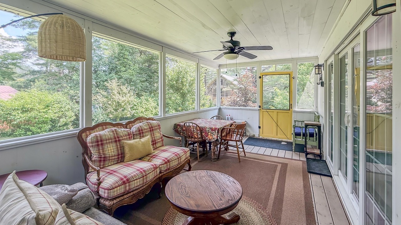 Photo of Livingroom in Wells