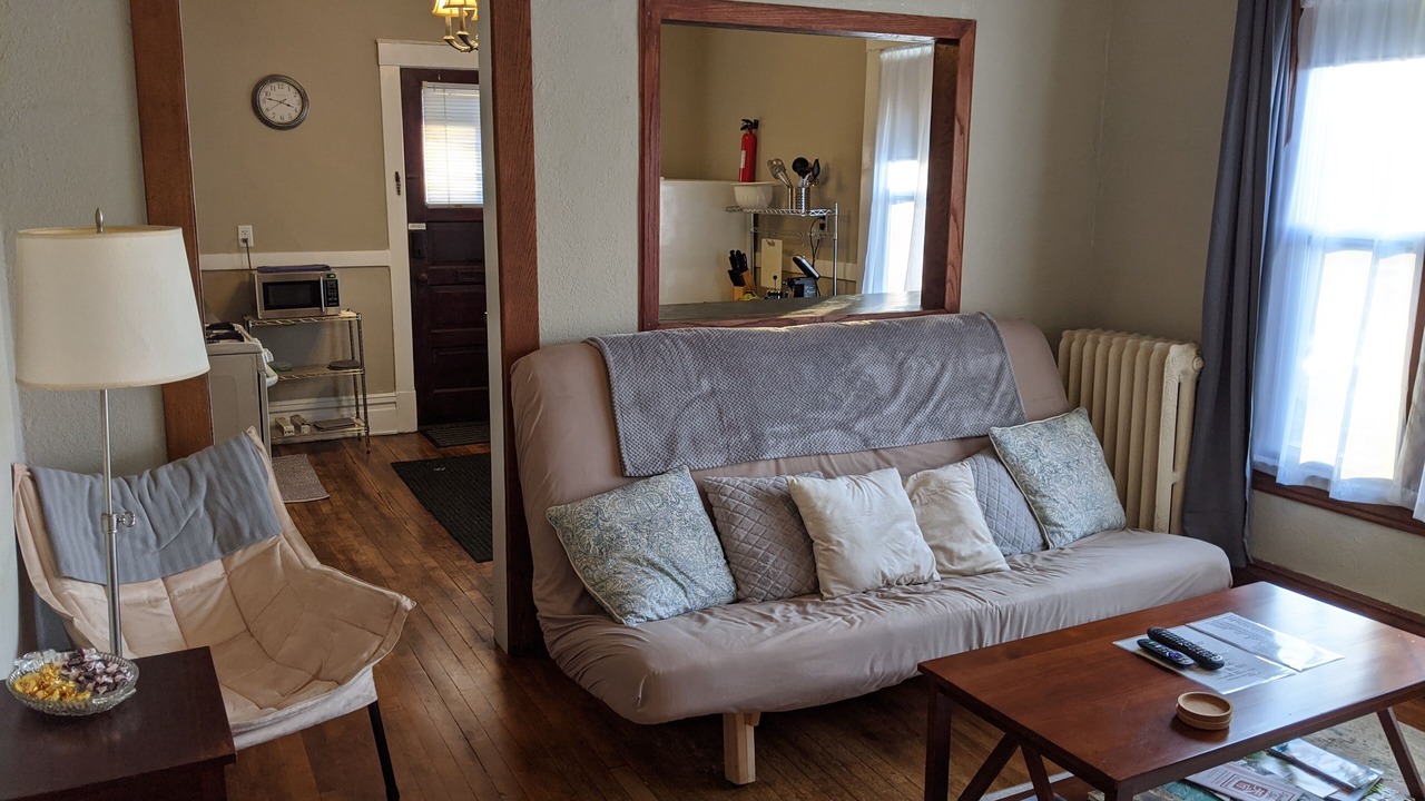 Photo of Livingroom in Lyn-Lake