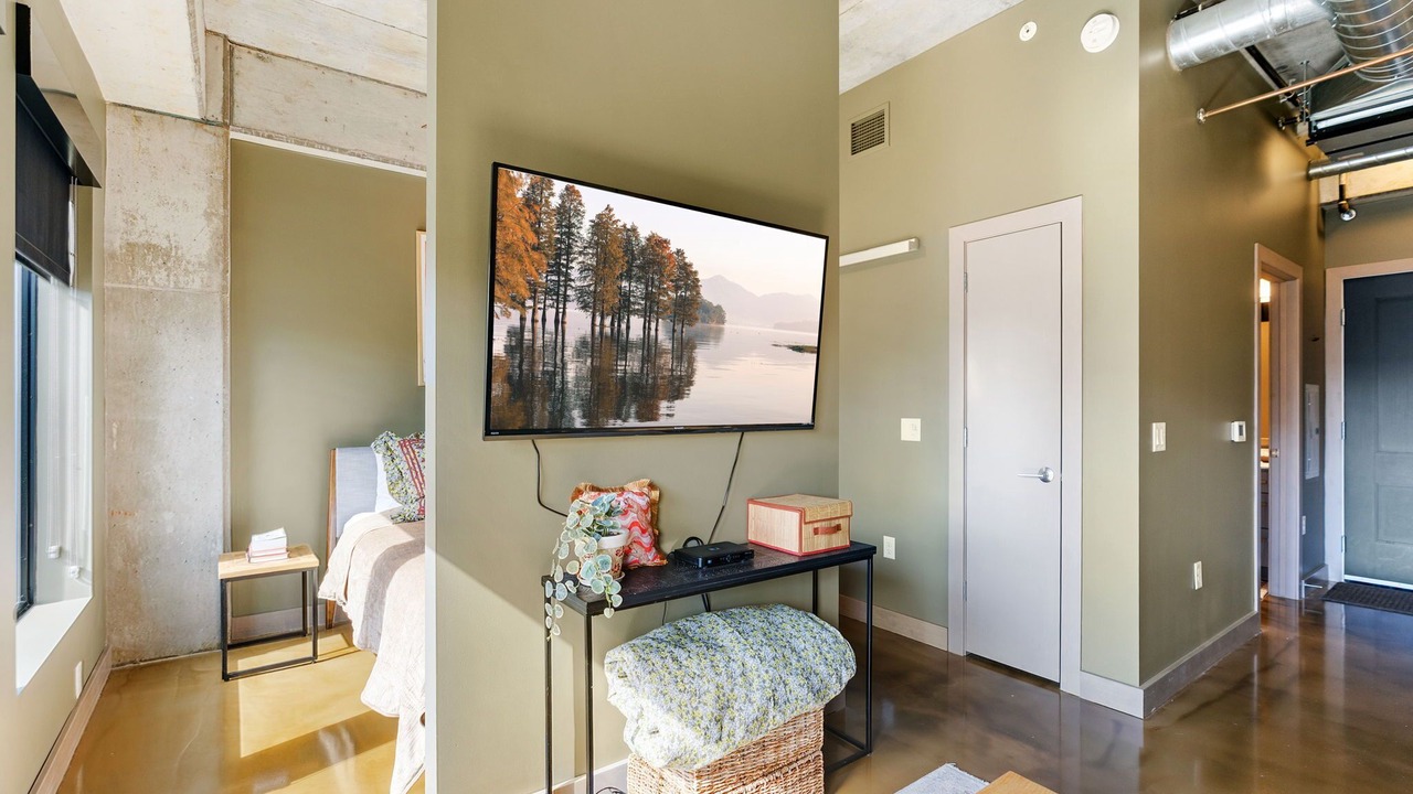 Photo of Livingroom in Warehouse District