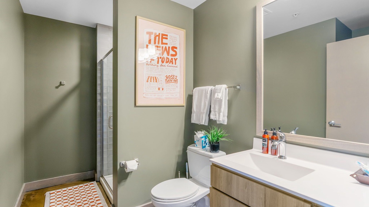 Photo of Bathroom in Warehouse District