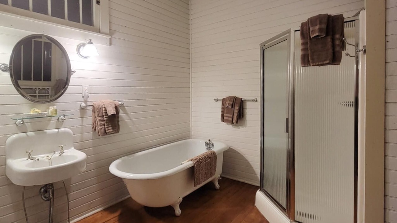 Photo of Bathroom in Meacham