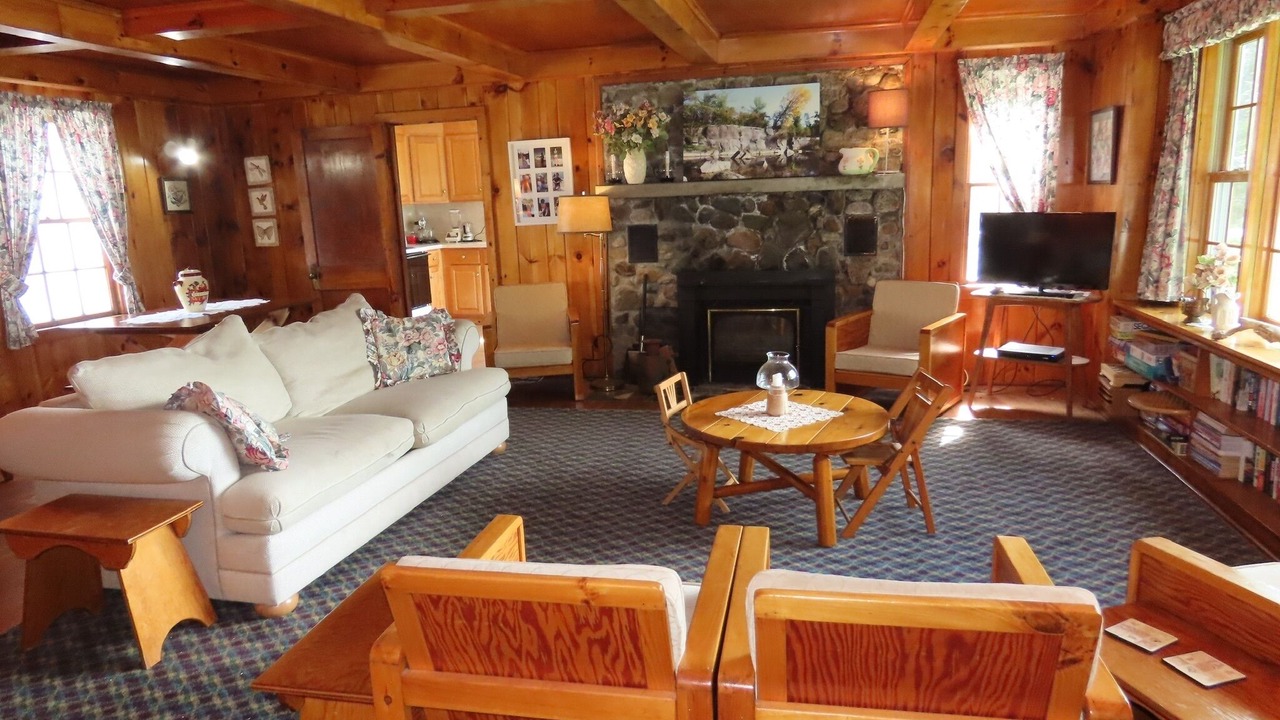 Photo of Livingroom in Isle La Motte