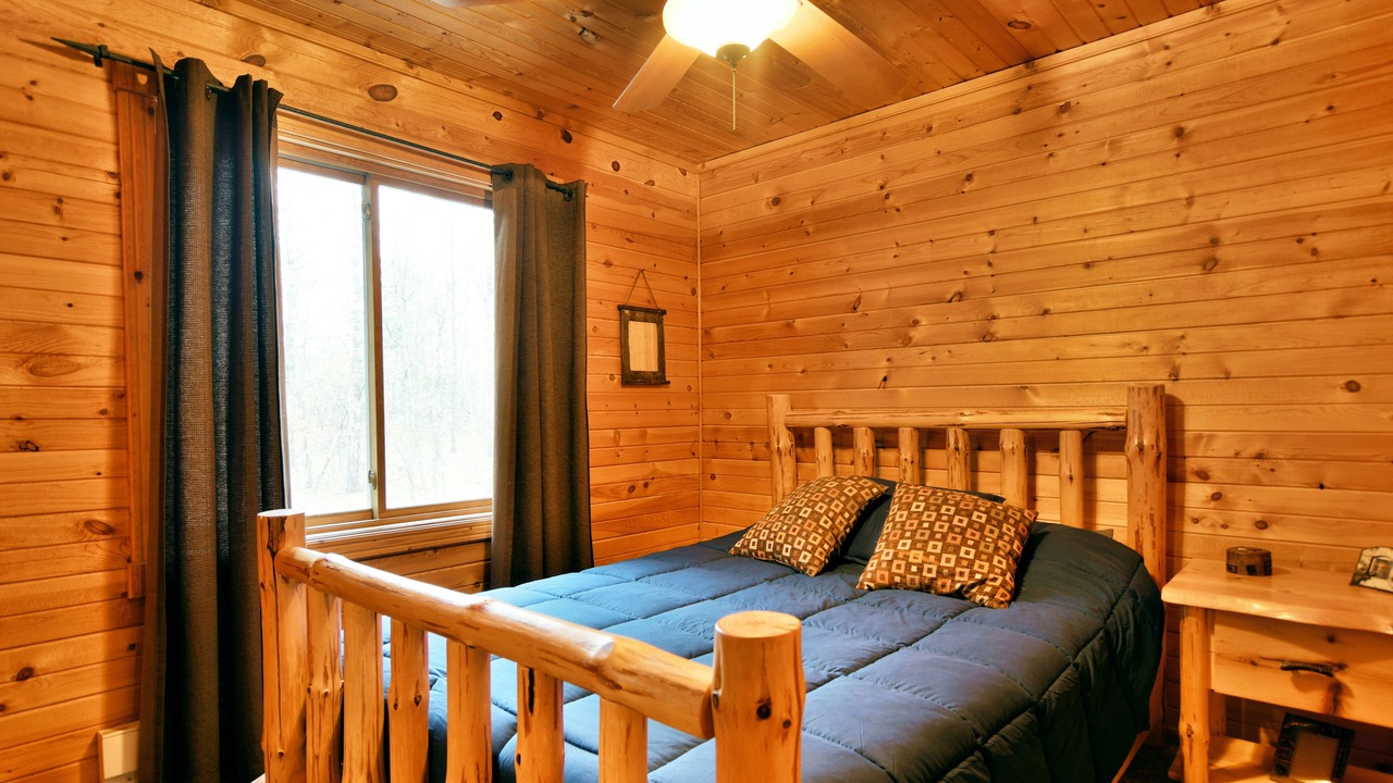 Photo of Bedroom in Trego