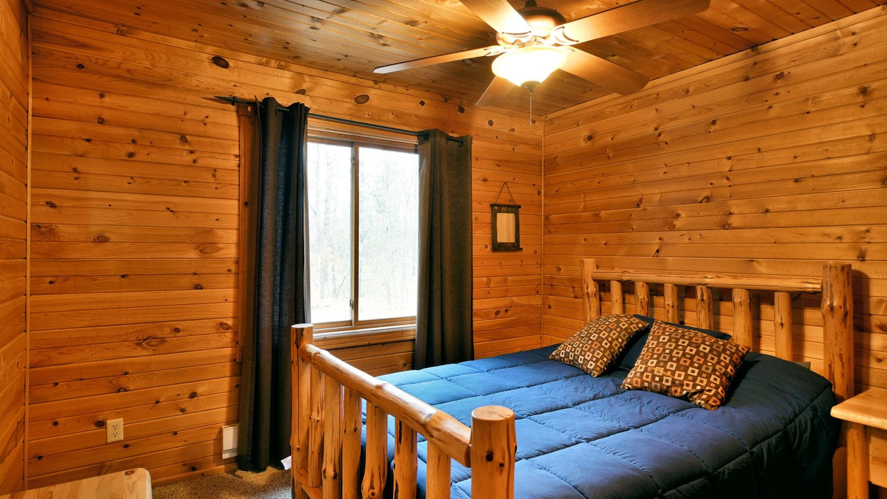 Photo of Bedroom in Trego