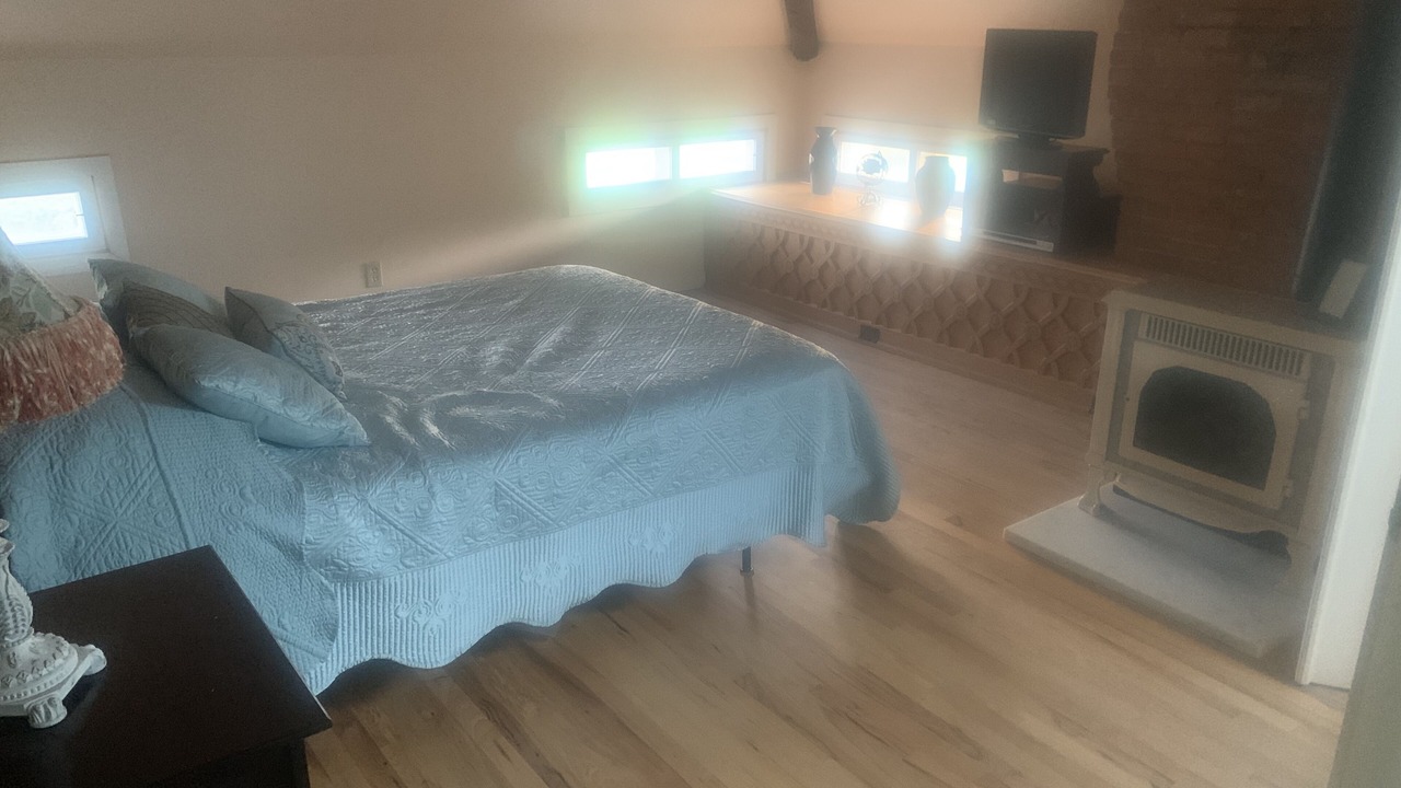 Photo of Bedroom in East Dubuque