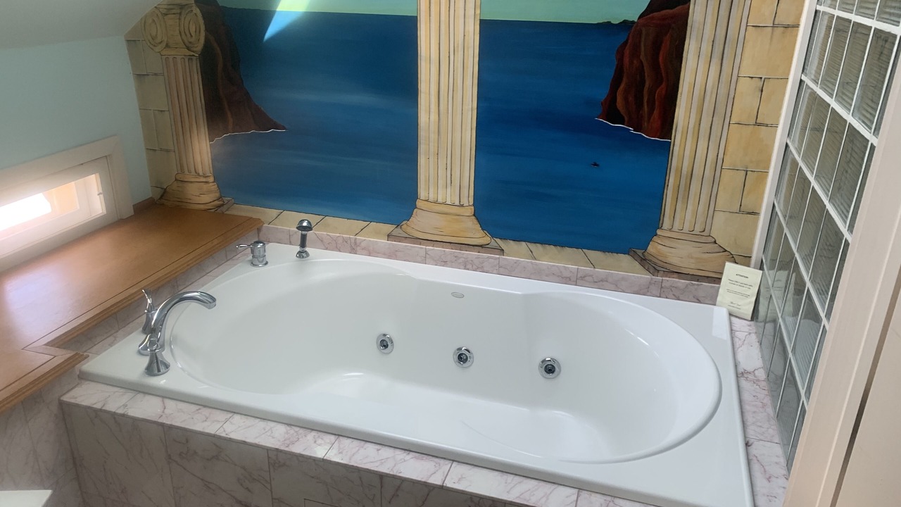 Photo of Bathroom in East Dubuque