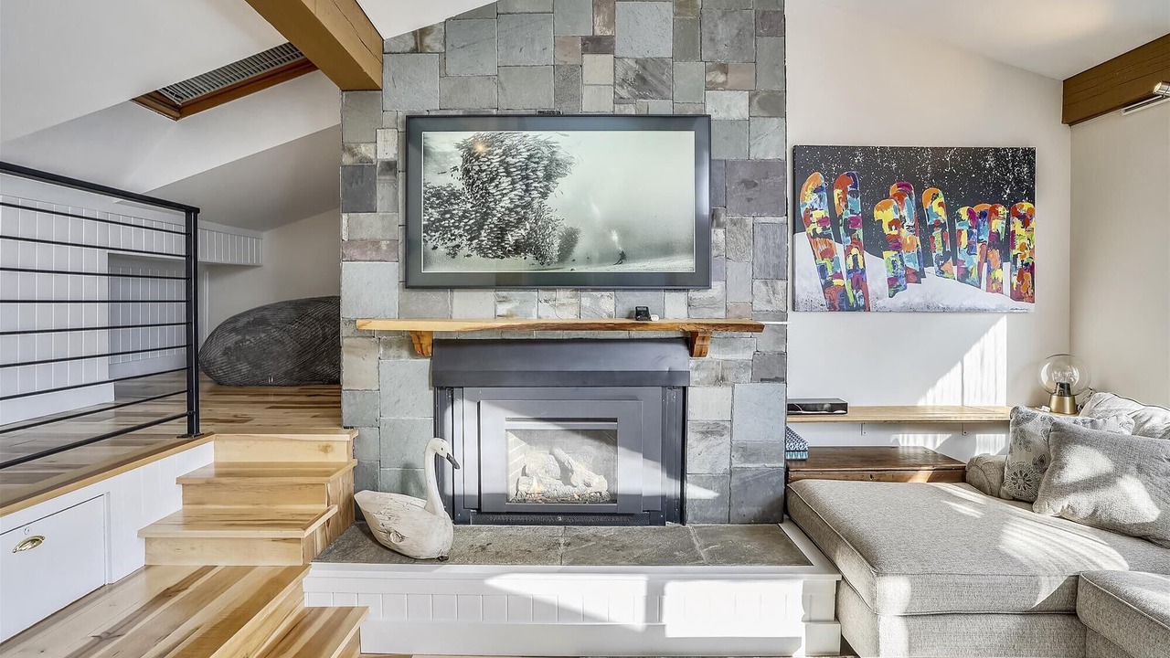 Photo of Livingroom in Stowe Area