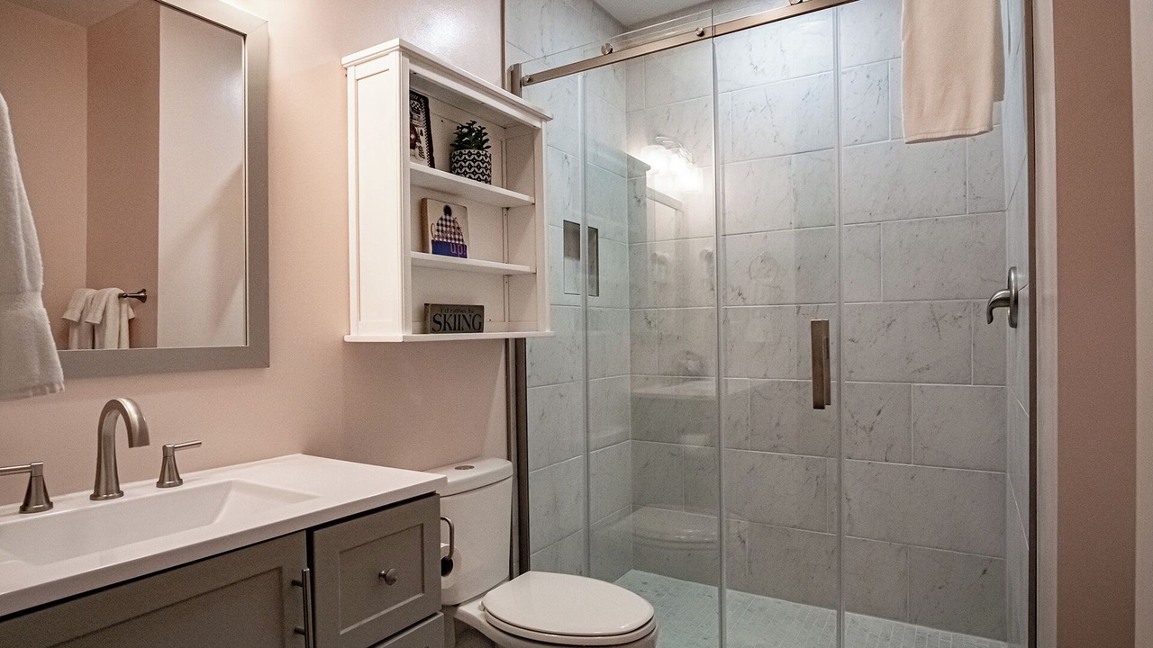 Photo of Bathroom in Snowshoe