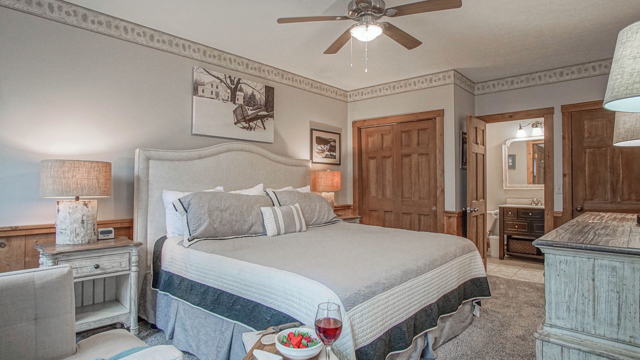 Photo of Bedroom in Snowshoe