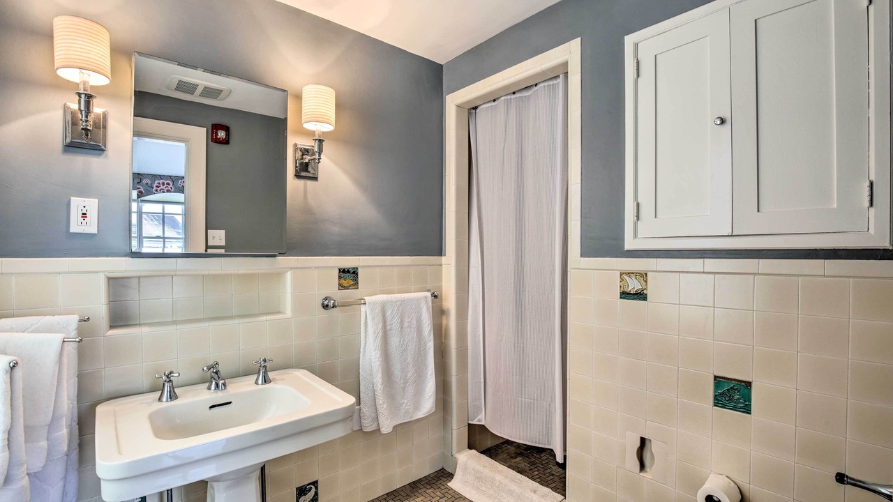Photo of Bathroom in Keene