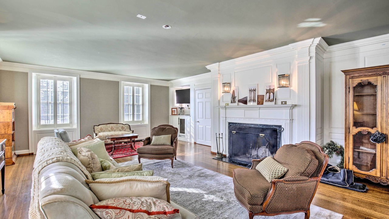 Photo of Livingroom in Keene