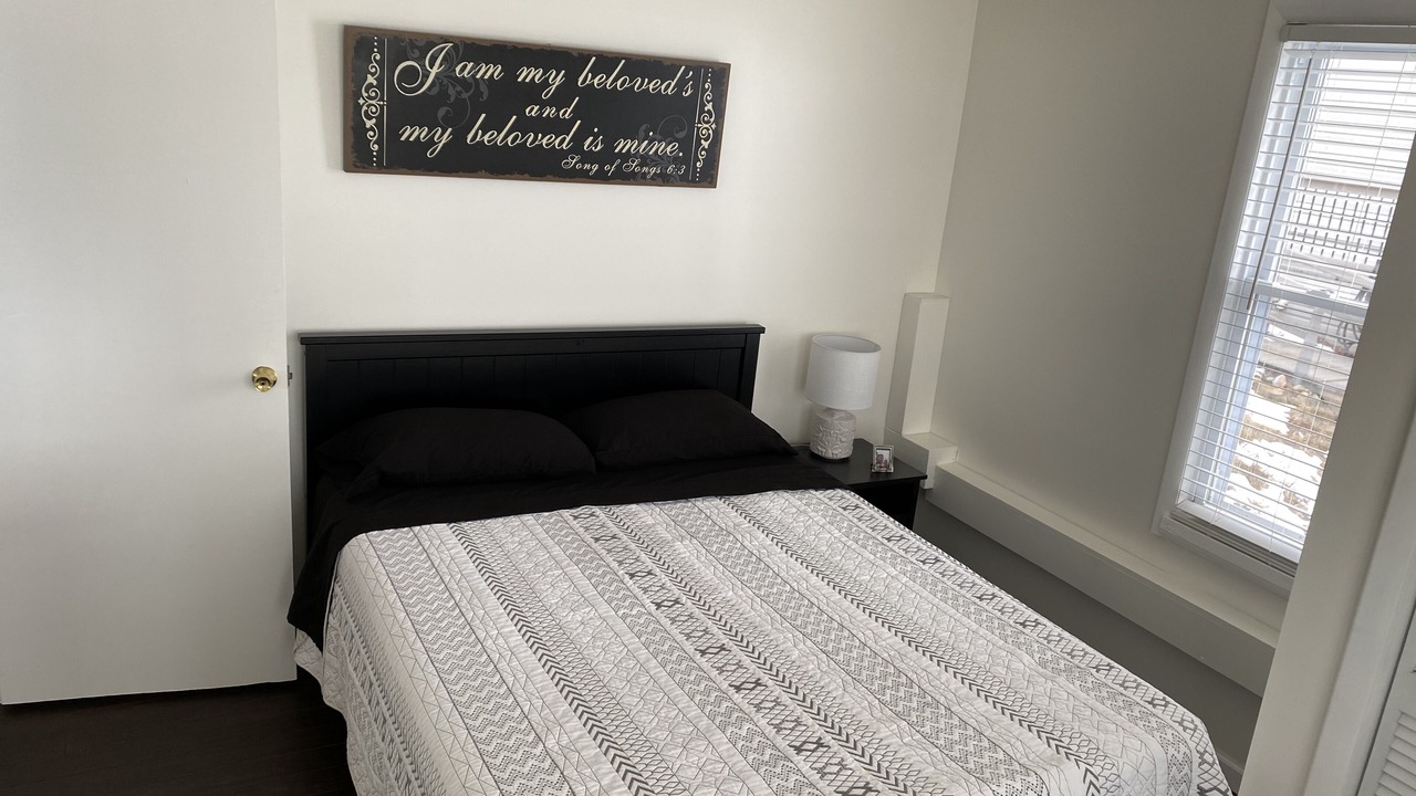 Photo of Bedroom in Dexter
