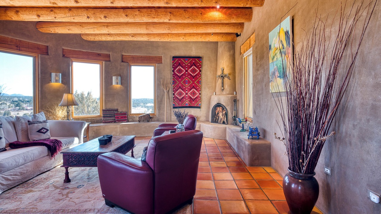 Photo of Livingroom in Santa Fe