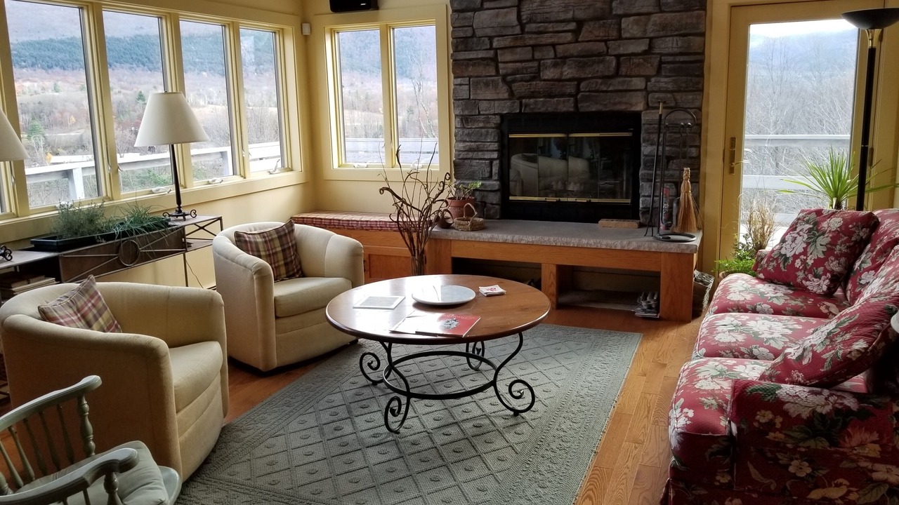 Photo of Livingroom in Manchester Center