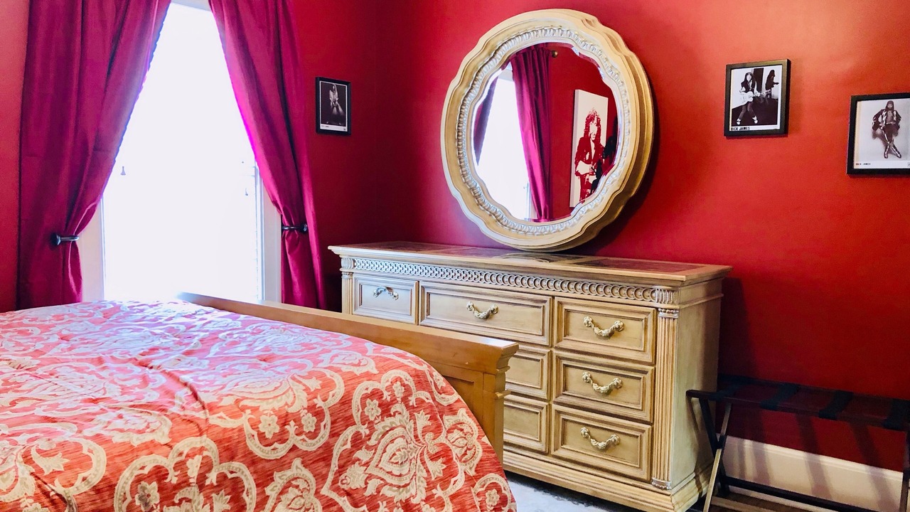 Photo of Bedroom in New Center Detroit