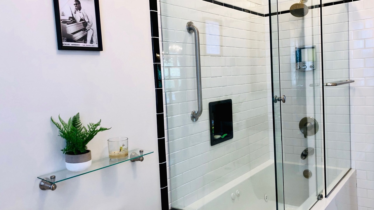 Photo of Bathroom in New Center Detroit