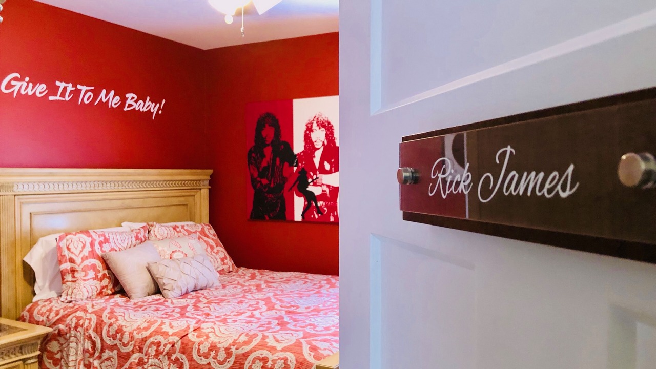 Photo of Bedroom in New Center Detroit