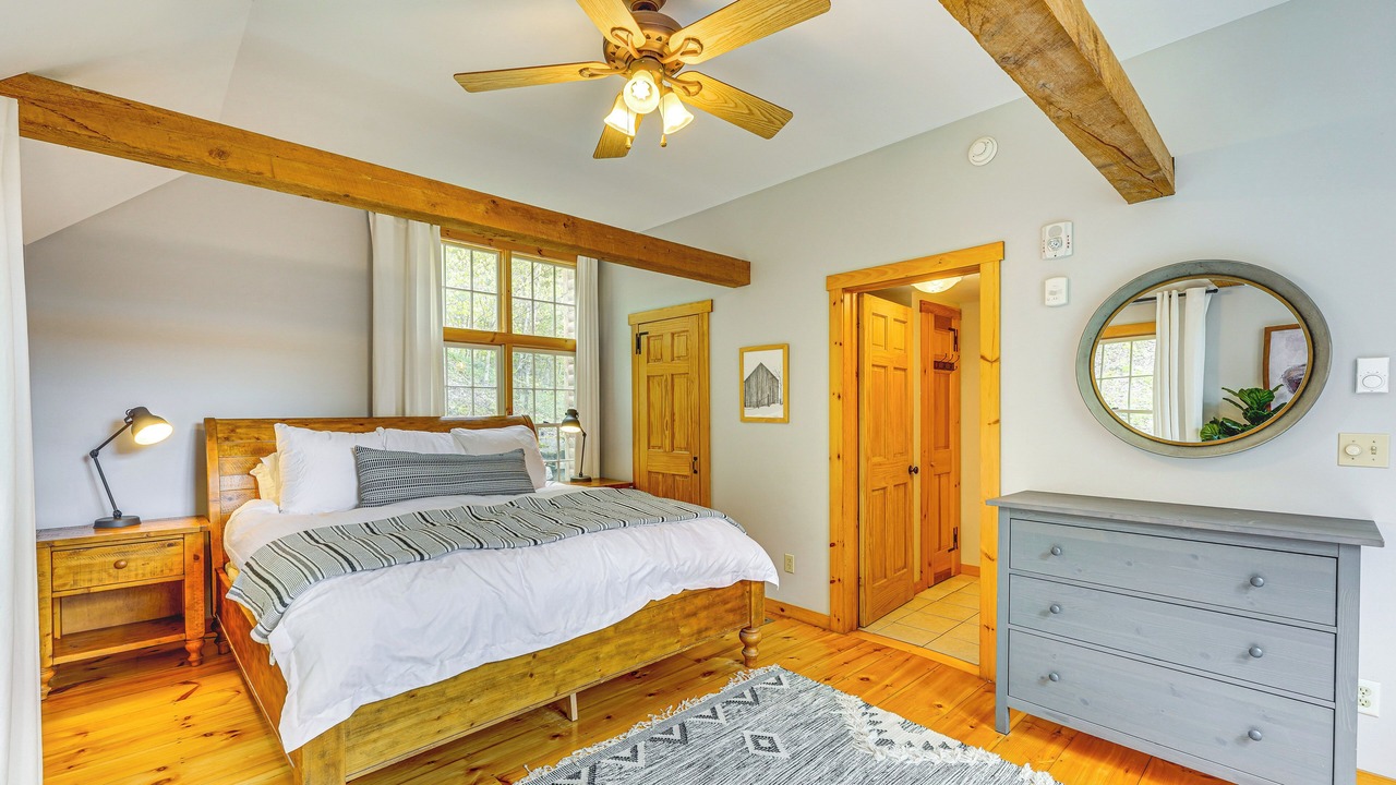 Photo of Bedroom in Bridgewater Corners