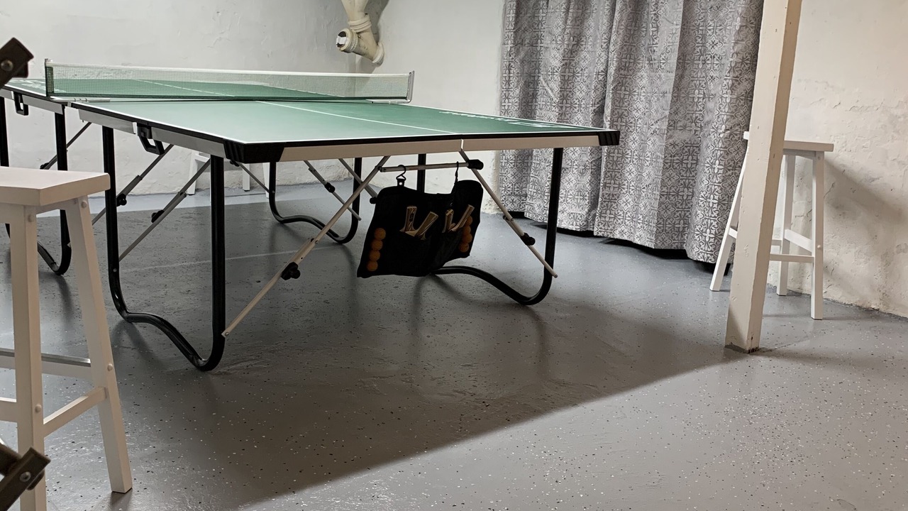 Photo of Bedroom in Westside Connection