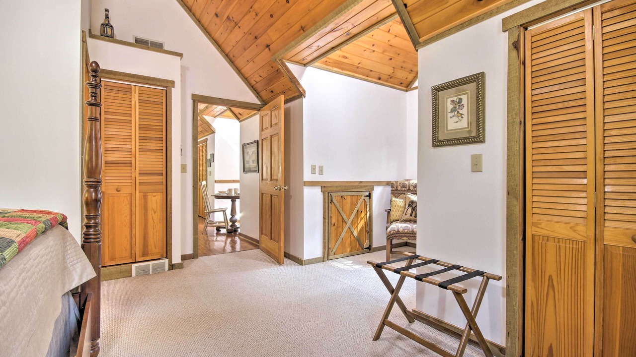 Photo of Bedroom in Berkeley Springs