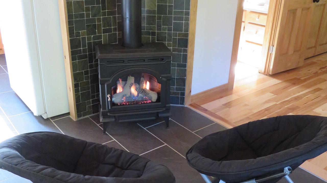 Photo of Livingroom in Underhill Center