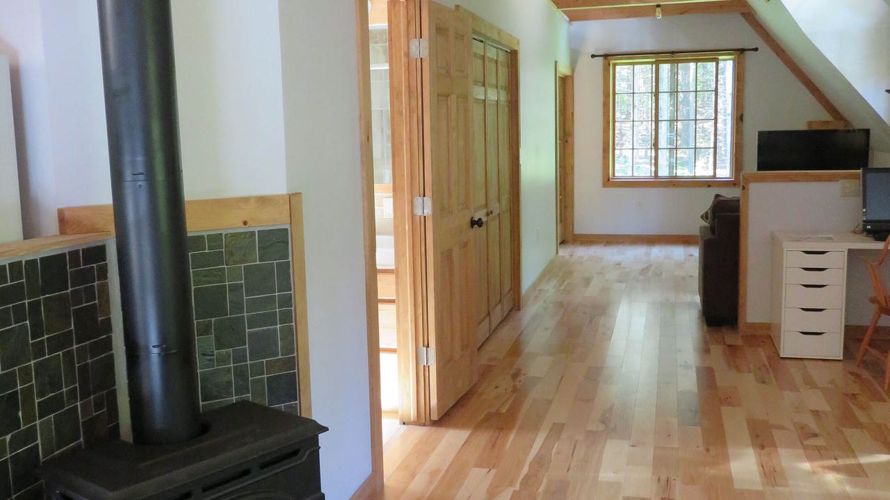 Photo of Livingroom in Underhill Center