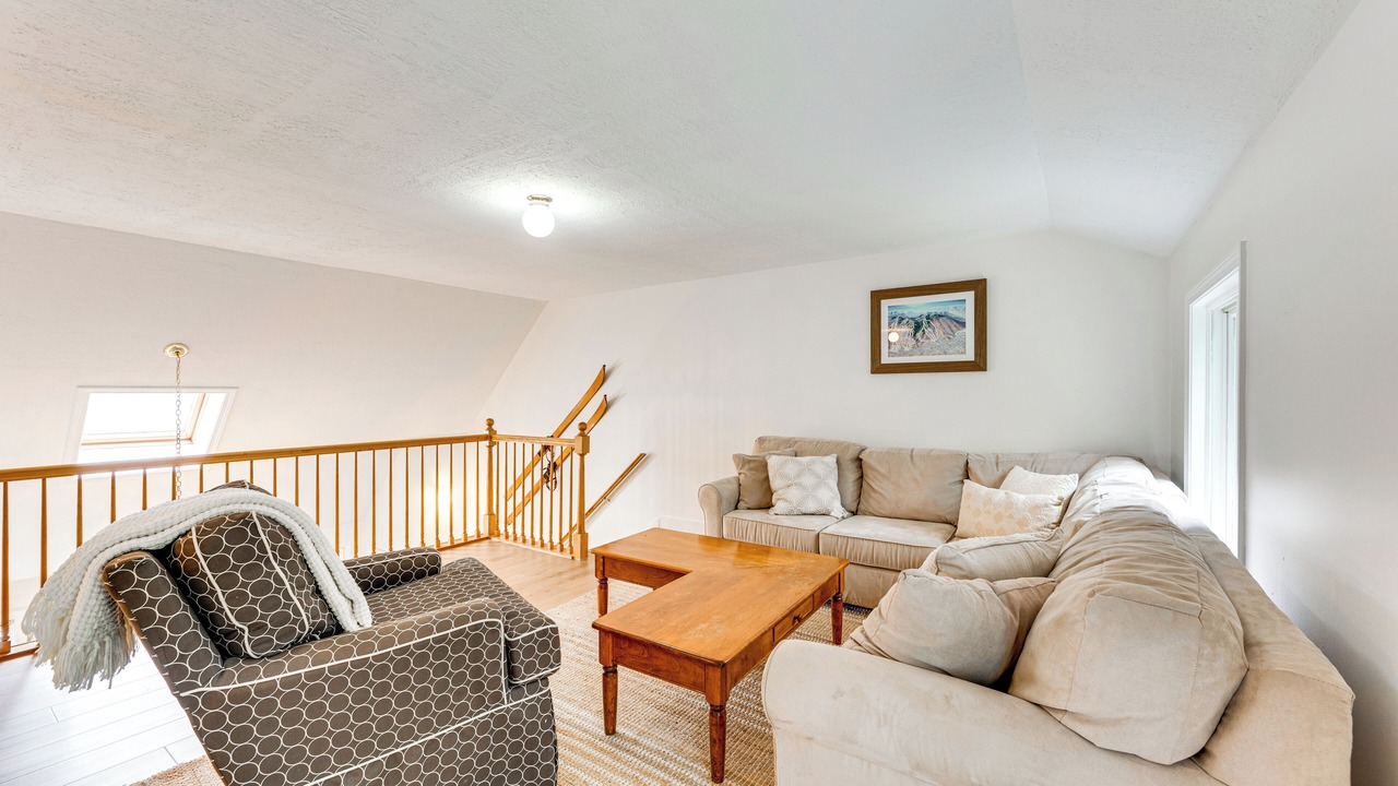 Photo of Livingroom in North Woodstock
