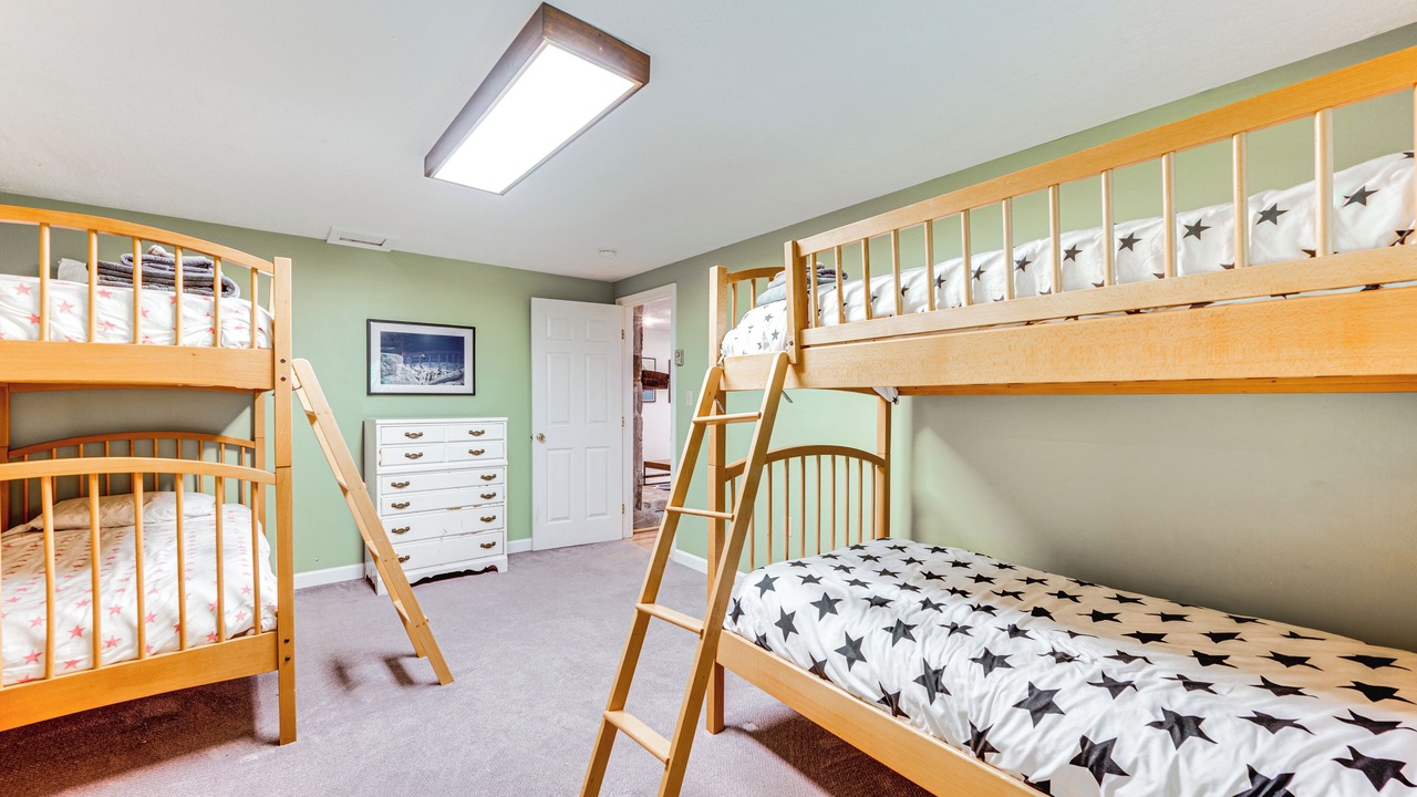 Photo of Bedroom in North Woodstock