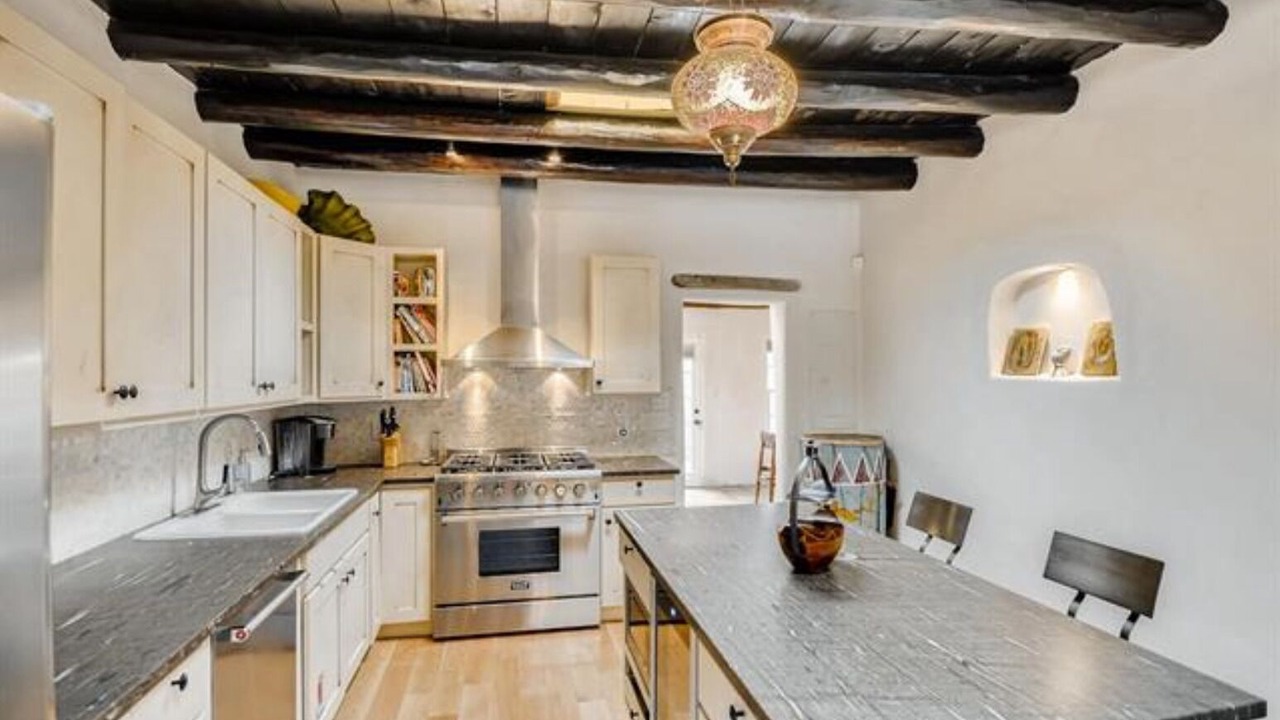 Photo of Kitchen in Northeast Santa Fe