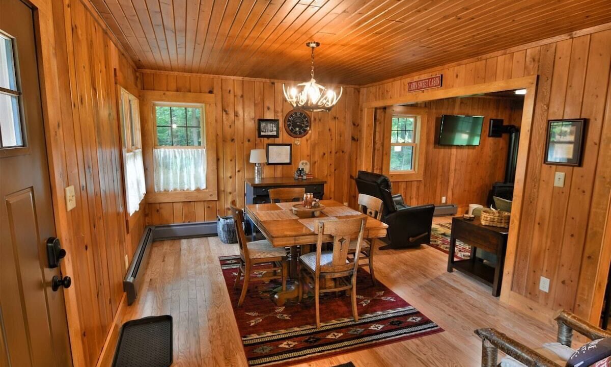 Photo of Bedroom in Namekagon